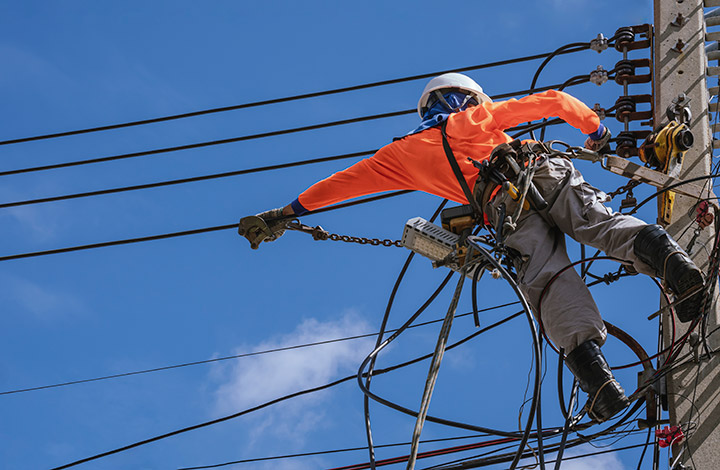 Il Rischio Elettrico E Il Rischio Fulminazione